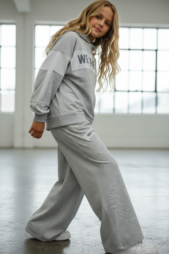 Komplet We The Free jasny szary