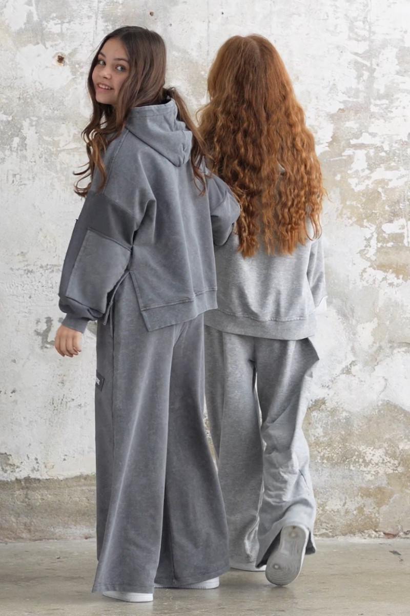 Komplet We The Free jasny szary