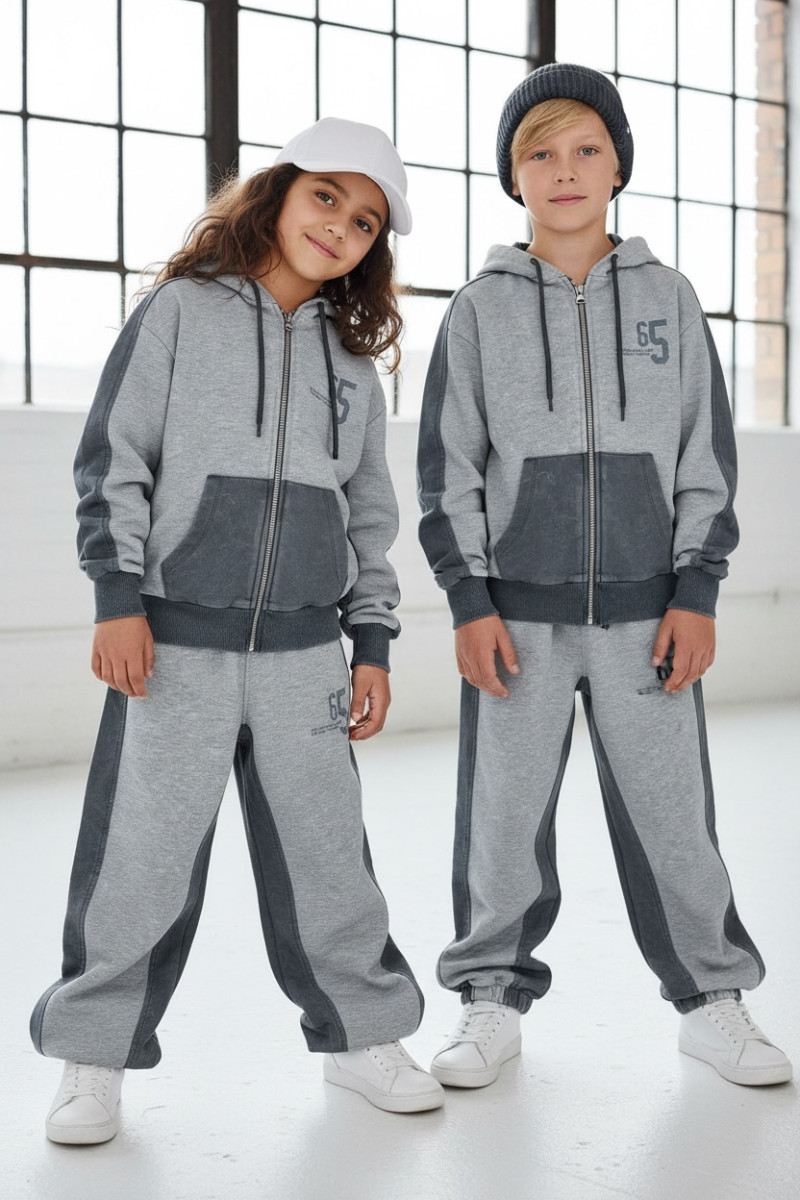 Komplet uniwersalny bluza rozpinana i spodnie 65