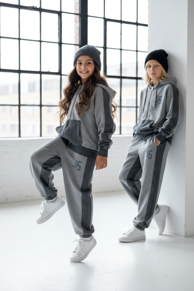 Komplet uniwersalny bluza rozpinana i spodnie 65