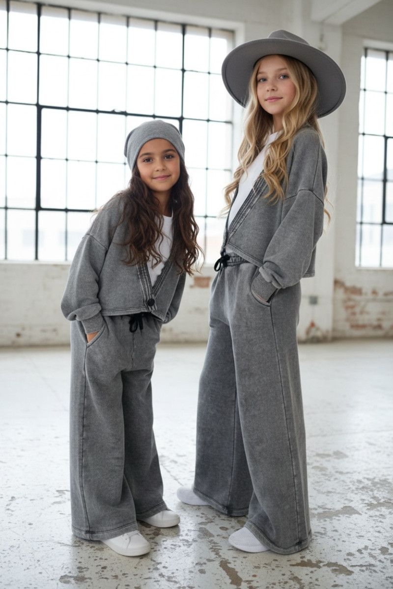 Komplet 3-częściowy Look Style bluza, t-shirt, spodnie, jasny szary