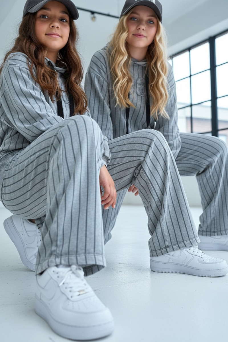 Komplet bluza i spodnie Grey Paski