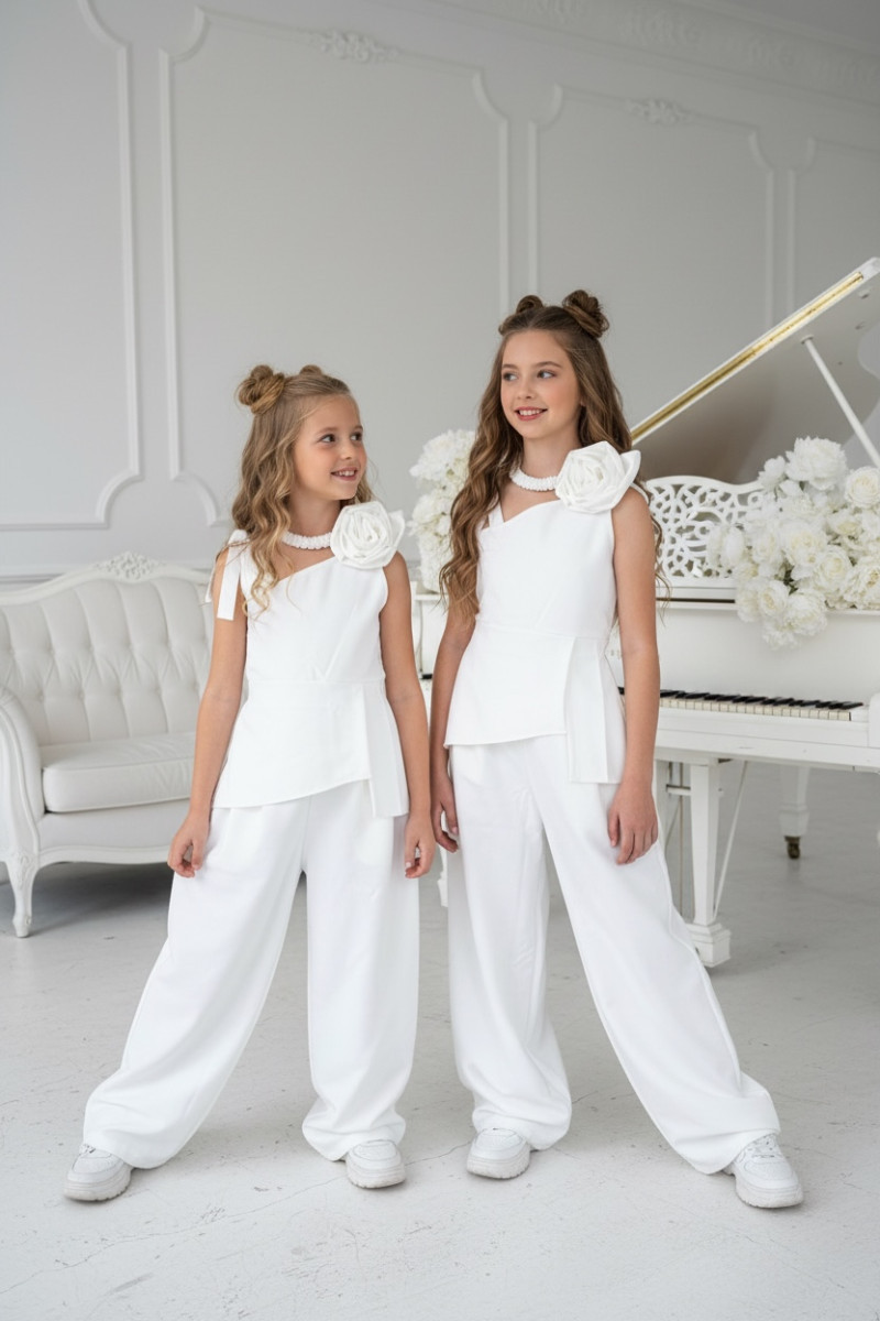 Komplet bluzka i spodnie + gratis kwiat na elastycznej gumce Emanuela